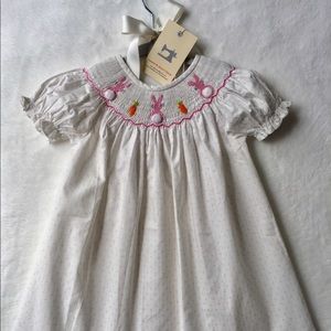 Bunny and carrot smocked dress size 2T